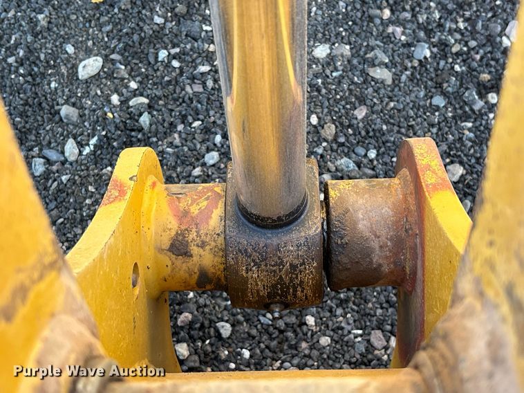 image for item EL6080 2014 Caterpillar 420F backhoe