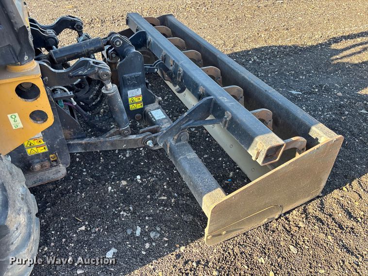 image for item EL6082 2018 Caterpillar 415F2 IL landscape tractor