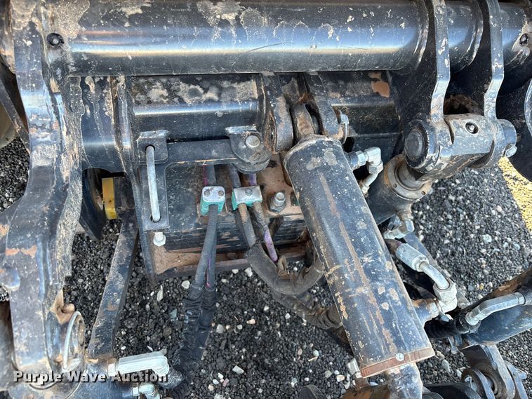 image for item EL6082 2018 Caterpillar 415F2 IL landscape tractor