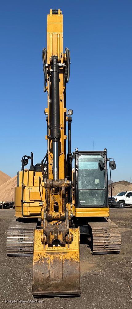 EXCAVADORA 2018 CATERPILLAR 325FLCR