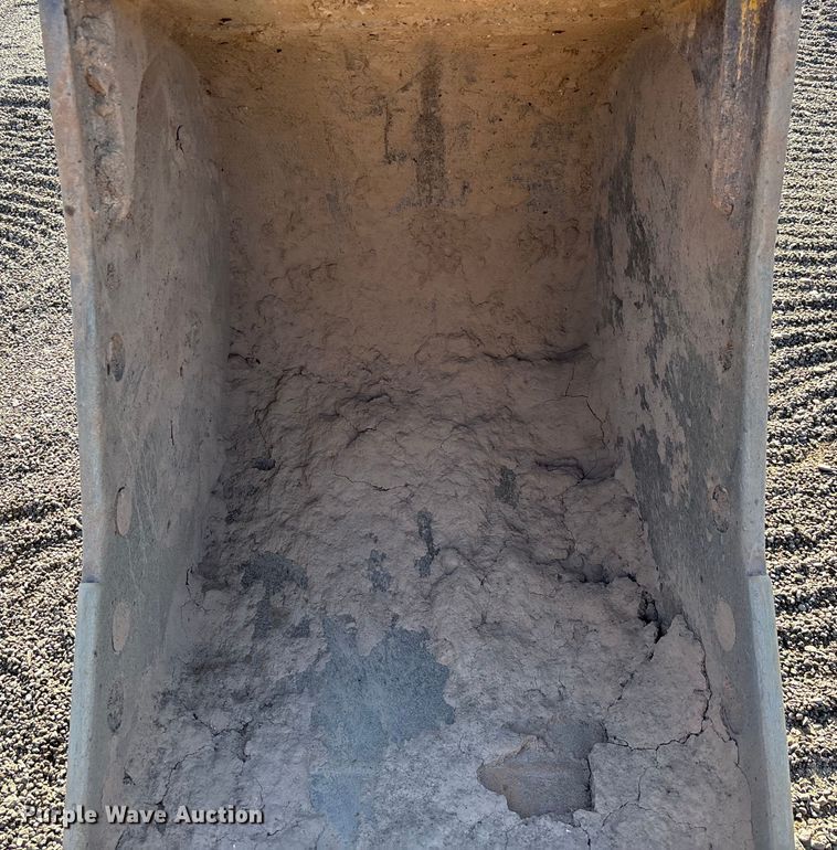 image for item EL6085 2018 Caterpillar 325FLCR excavator