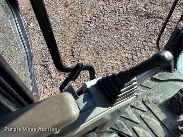 image for item EL6085 2018 Caterpillar 325FLCR excavator