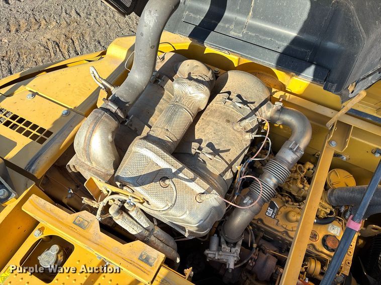 image for item EL6085 2018 Caterpillar 325FLCR excavator