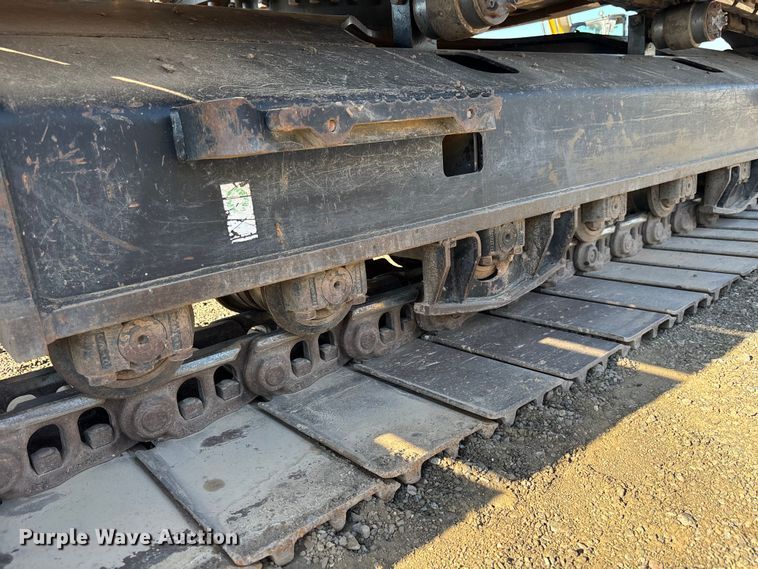 image for item EL6085 2018 Caterpillar 325FLCR excavator