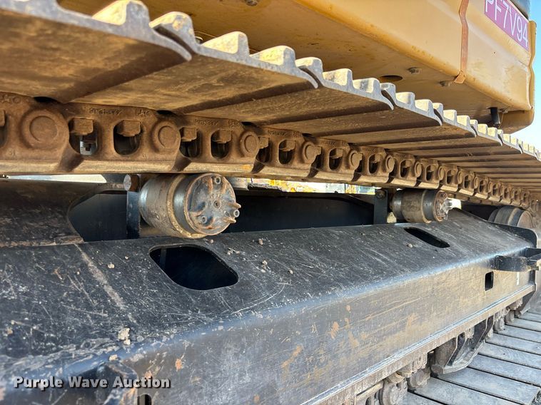 image for item EL6085 2018 Caterpillar 325FLCR excavator