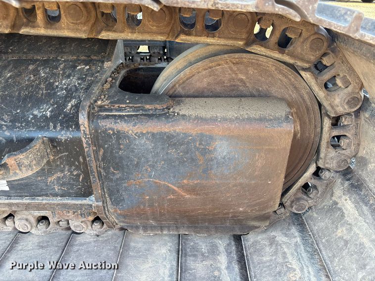 image for item EL6085 2018 Caterpillar 325FLCR excavator