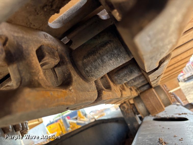 image for item EL6085 2018 Caterpillar 325FLCR excavator