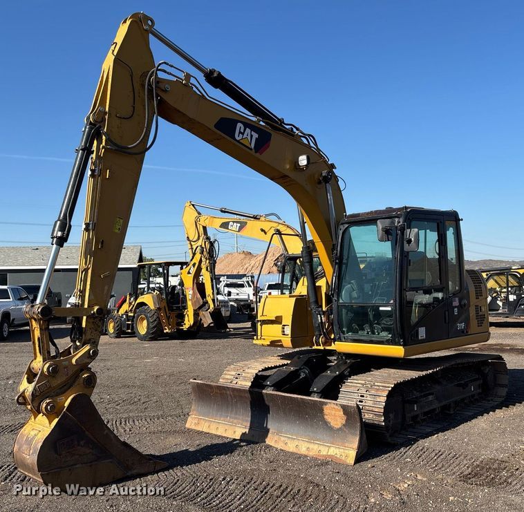2018 CAT 311F-L-RR