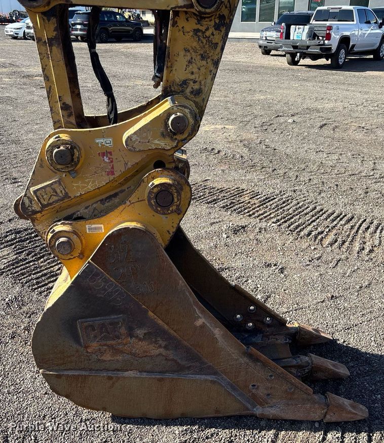 image for item EL6086 2018 Caterpillar 311FL RR  excavator