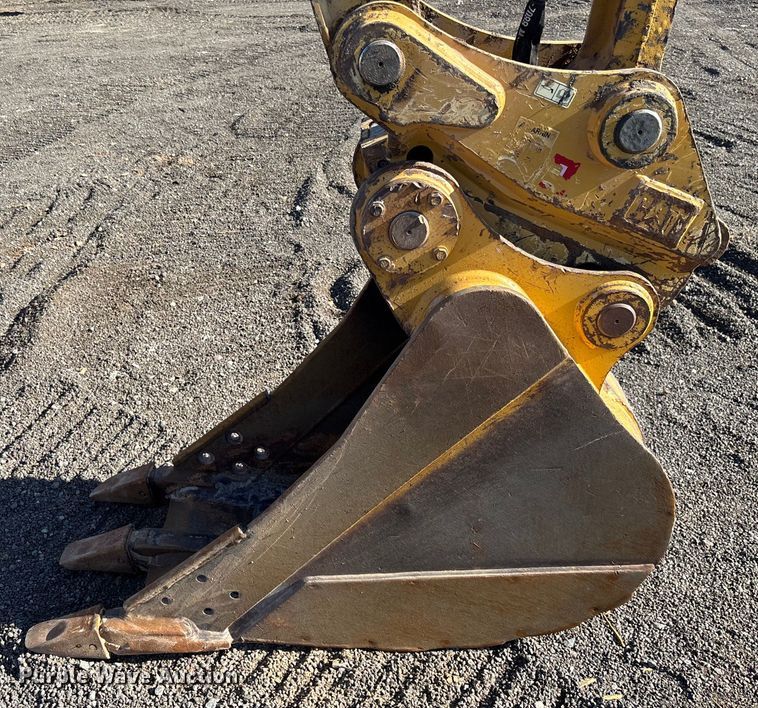 image for item EL6086 2018 Caterpillar 311FL RR  excavator