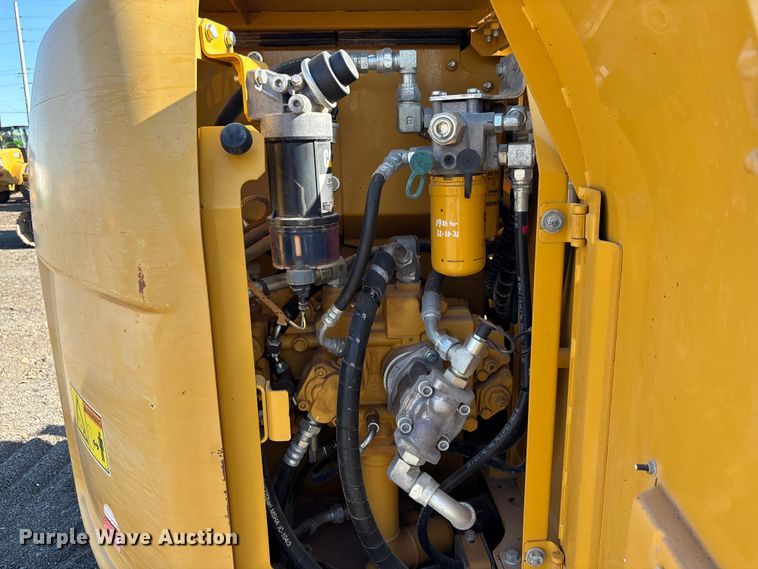 image for item EL6086 2018 Caterpillar 311FL RR  excavator