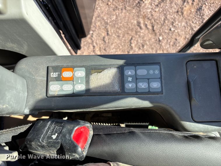 image for item EL6086 2018 Caterpillar 311FL RR  excavator