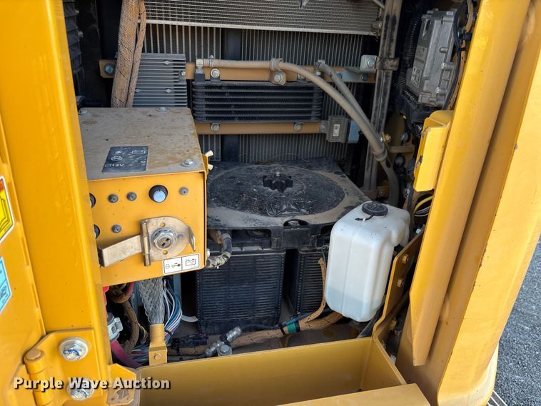 image for item EL6086 2018 Caterpillar 311FL RR  excavator