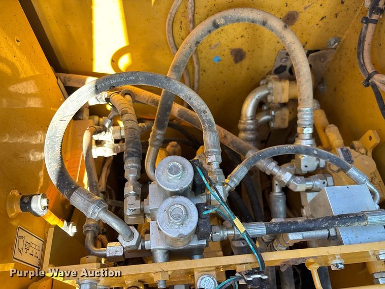 image for item EL6086 2018 Caterpillar 311FL RR  excavator