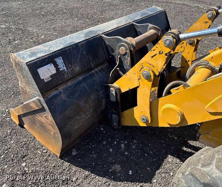 image for item EL6087 2019 Caterpillar 420F 2 IT backhoe