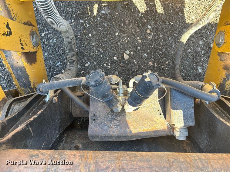 image for item EL6087 2019 Caterpillar 420F 2 IT backhoe