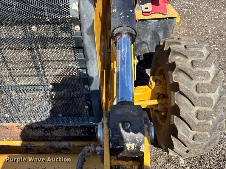 image for item EL6087 2019 Caterpillar 420F 2 IT backhoe