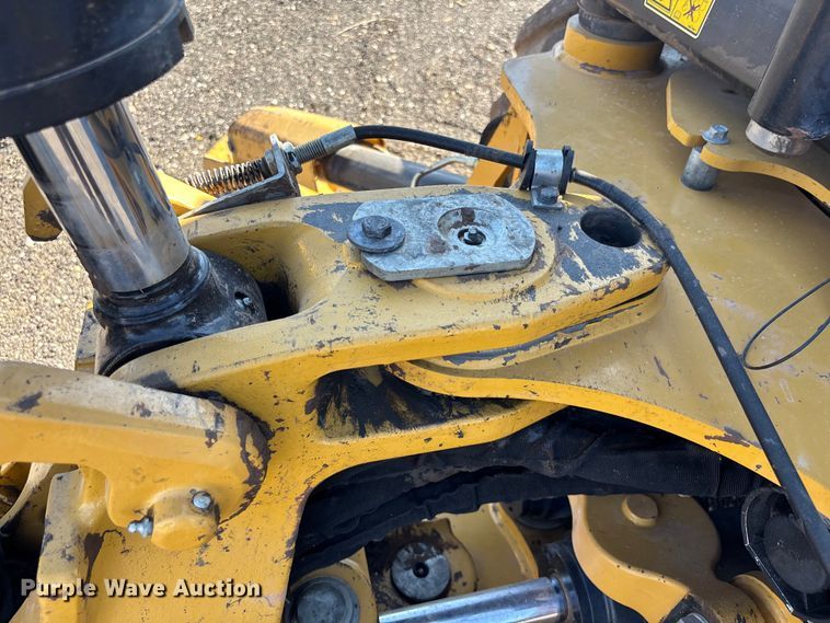 image for item EL6087 2019 Caterpillar 420F 2 IT backhoe