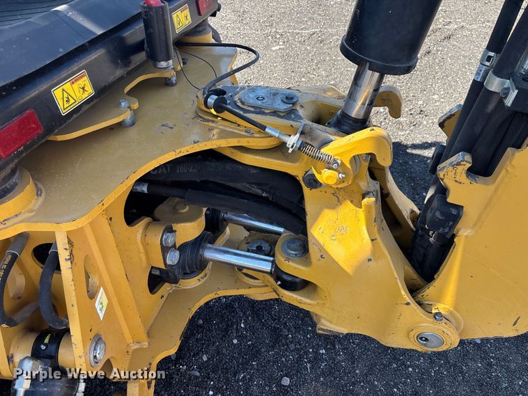 image for item EL6087 2019 Caterpillar 420F 2 IT backhoe