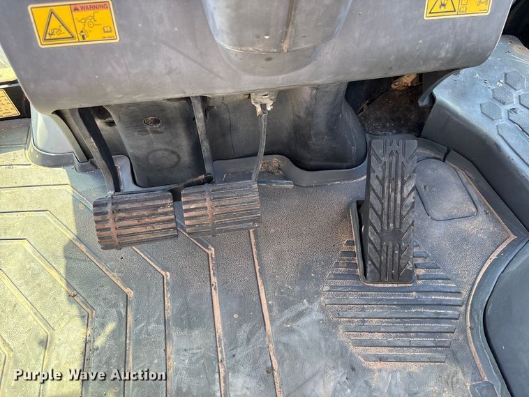 image for item EL6087 2019 Caterpillar 420F 2 IT backhoe