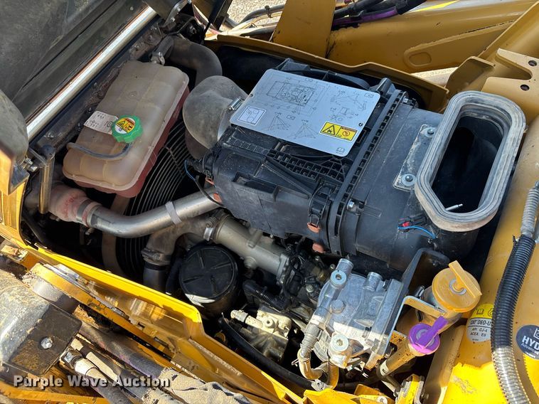 image for item EL6087 2019 Caterpillar 420F 2 IT backhoe