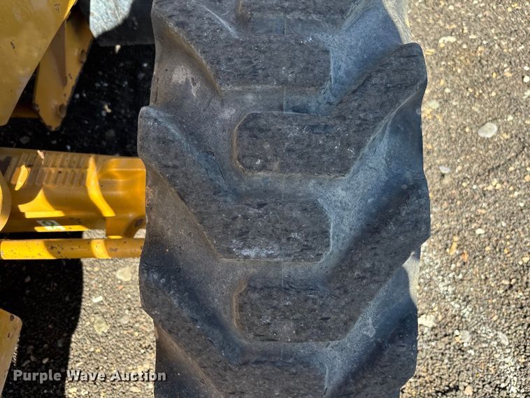image for item EL6087 2019 Caterpillar 420F 2 IT backhoe