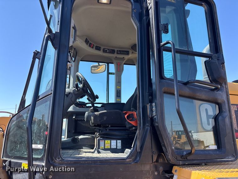 image for item EL6089 2020 Caterpillar 930M wheel loader