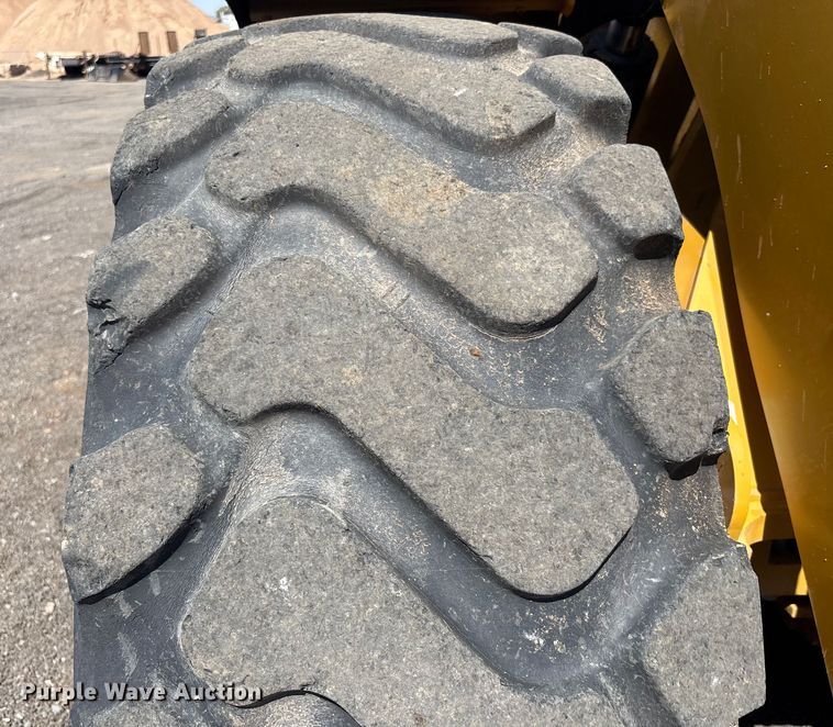 image for item EL6089 2020 Caterpillar 930M wheel loader