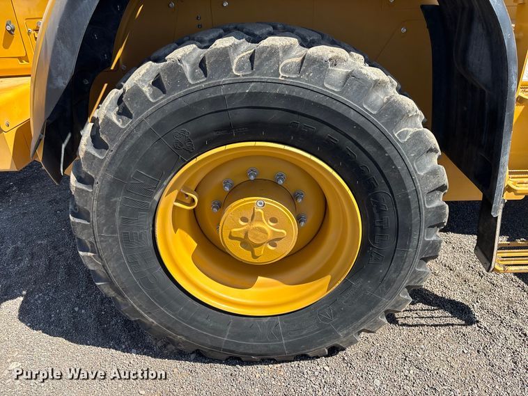 image for item EL6090 2021 Caterpillar 920 wheel loader