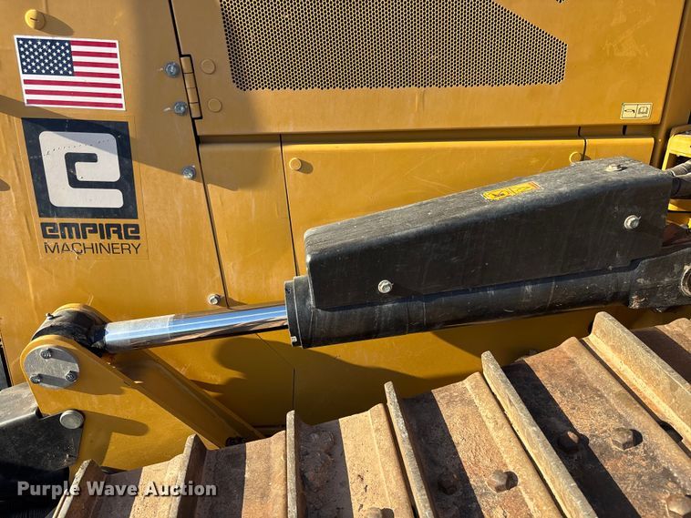 image for item EL6091 2020 Caterpillar D5 dozer