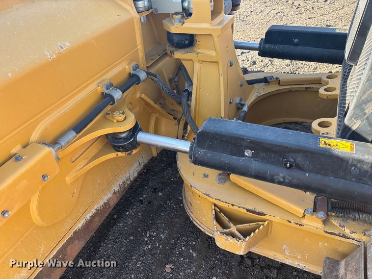 image for item EL6091 2020 Caterpillar D5 dozer
