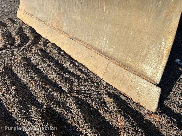 image for item EL6091 2020 Caterpillar D5 dozer