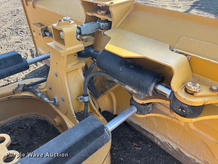 image for item EL6091 2020 Caterpillar D5 dozer