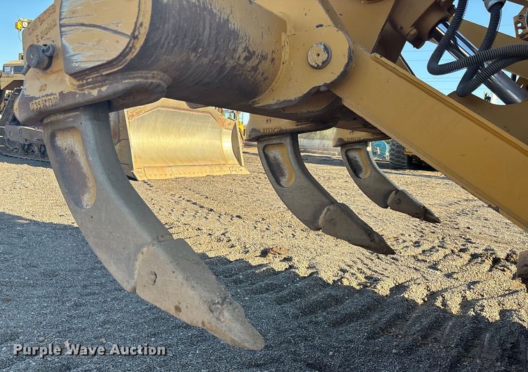 image for item EL6091 2020 Caterpillar D5 dozer