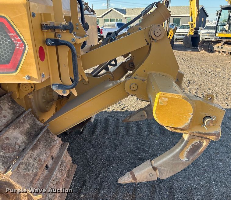 image for item EL6091 2020 Caterpillar D5 dozer