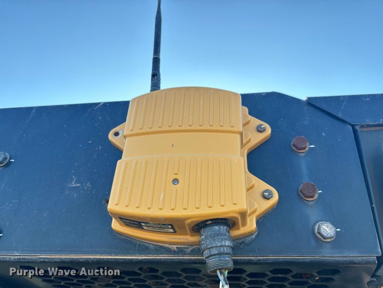 image for item EL6091 2020 Caterpillar D5 dozer