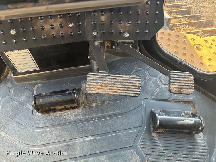 image for item EL6091 2020 Caterpillar D5 dozer