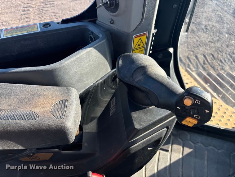 image for item EL6091 2020 Caterpillar D5 dozer