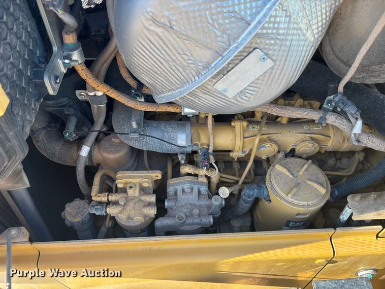 image for item EL6091 2020 Caterpillar D5 dozer