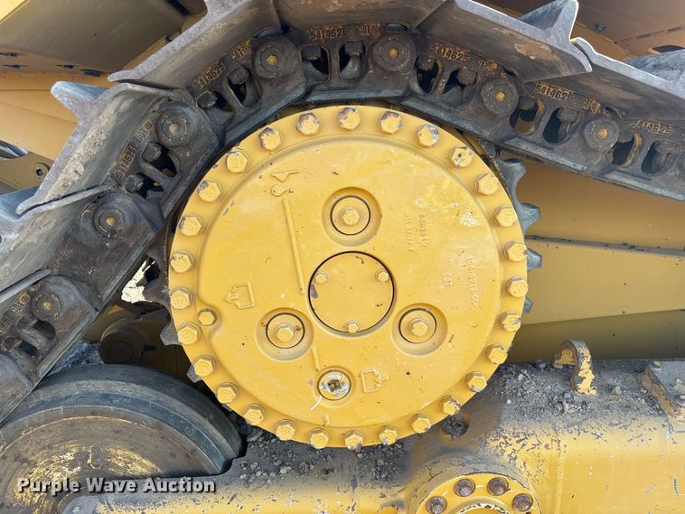 image for item EL6091 2020 Caterpillar D5 dozer