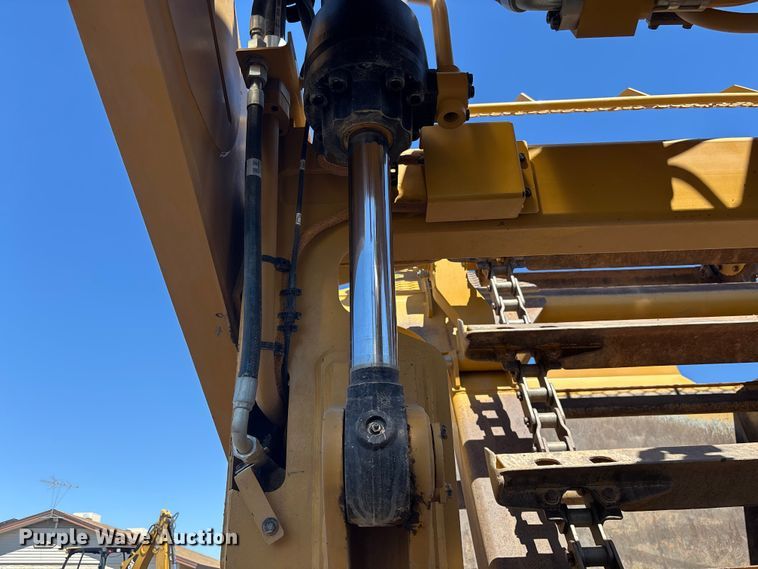 image for item EL6092 2022 Caterpillar 623K elevating scraper