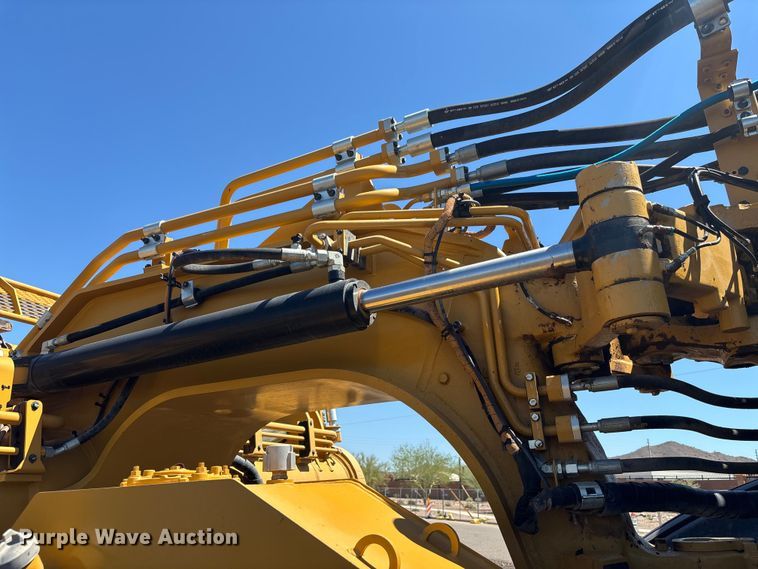 image for item EL6092 2022 Caterpillar 623K elevating scraper