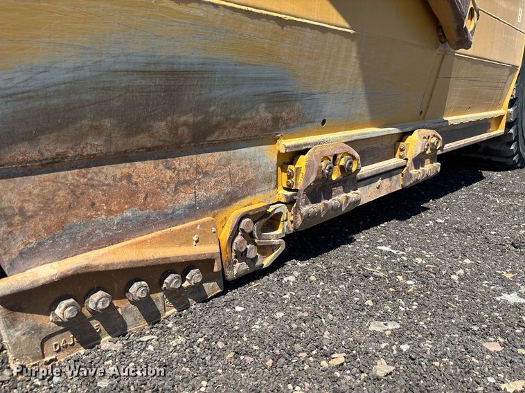 image for item EL6092 2022 Caterpillar 623K elevating scraper