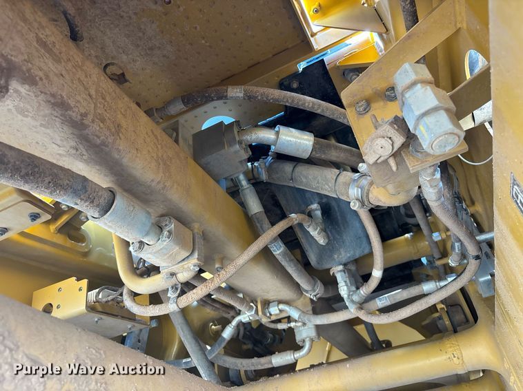 image for item EL6092 2022 Caterpillar 623K elevating scraper