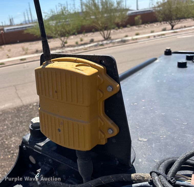 image for item EL6092 2022 Caterpillar 623K elevating scraper