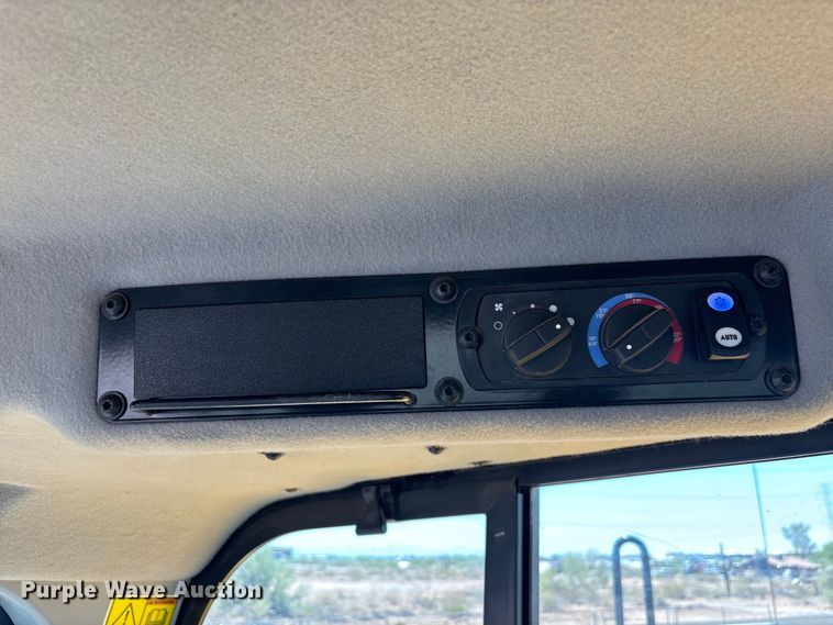 image for item EL6092 2022 Caterpillar 623K elevating scraper