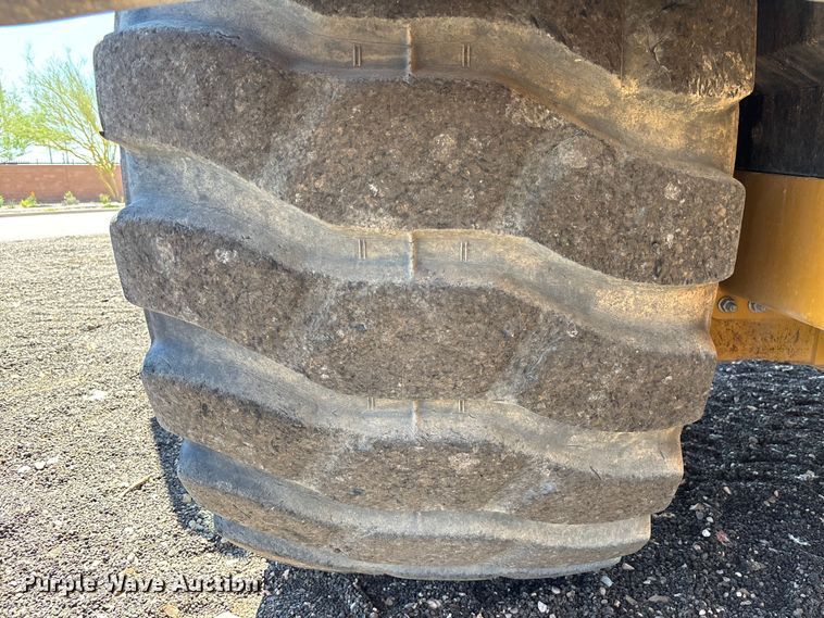 image for item EL6092 2022 Caterpillar 623K elevating scraper