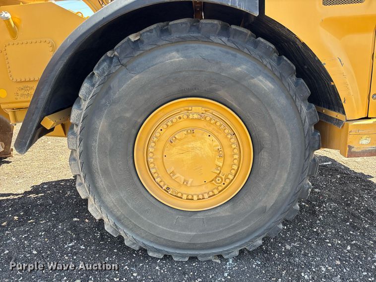 image for item EL6092 2022 Caterpillar 623K elevating scraper