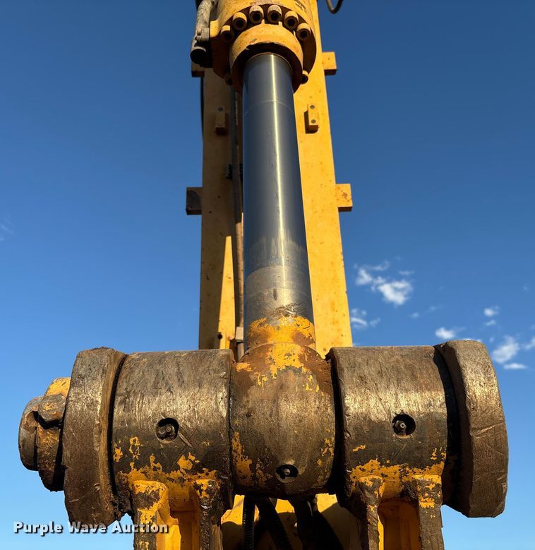 image for item EL6103 2016 Caterpillar 330F L excavator