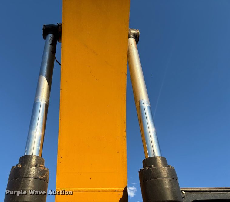 image for item EL6103 2016 Caterpillar 330F L excavator